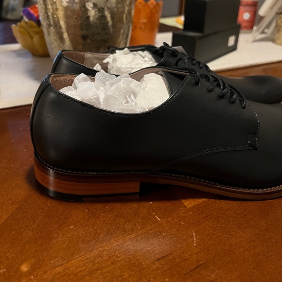 NWT Banana Republic Genuine Leather Dress Shoe - Picture 8 of 8